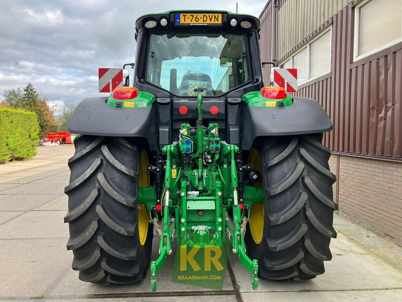 Tractor 6155M John Deere