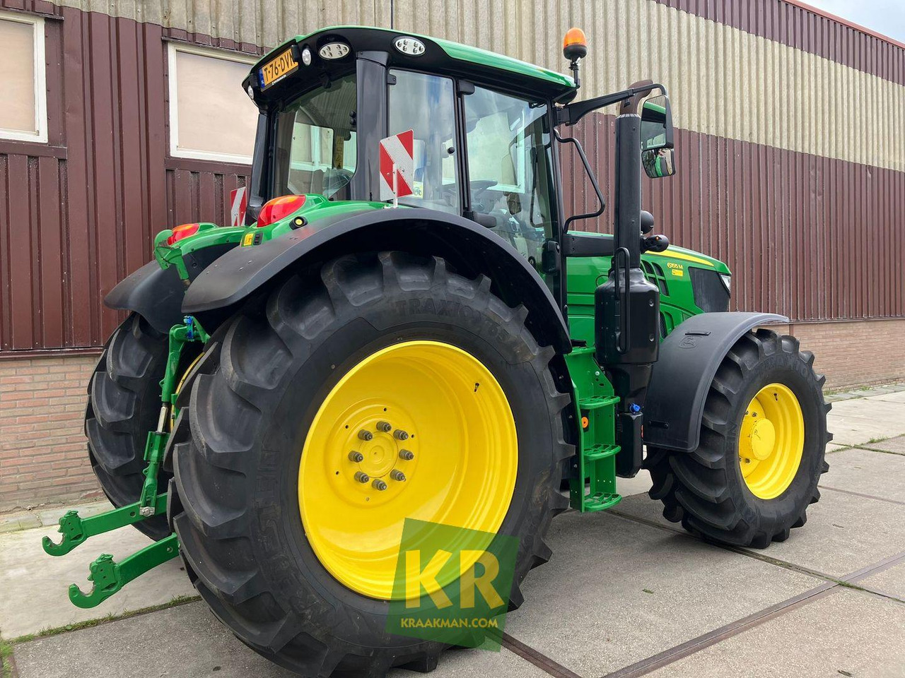 Tractor 6155M John Deere