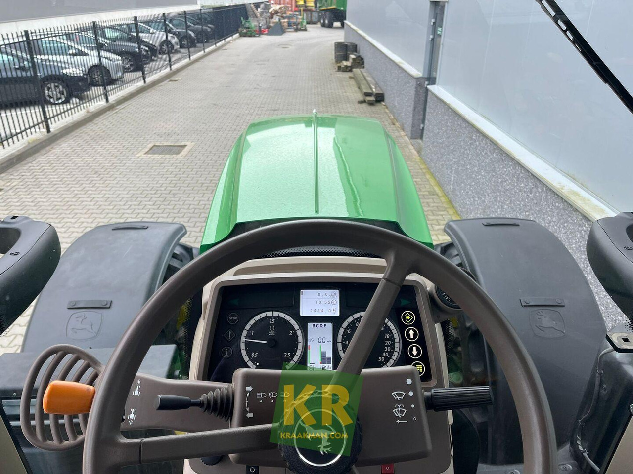 Tractor 6155M John Deere