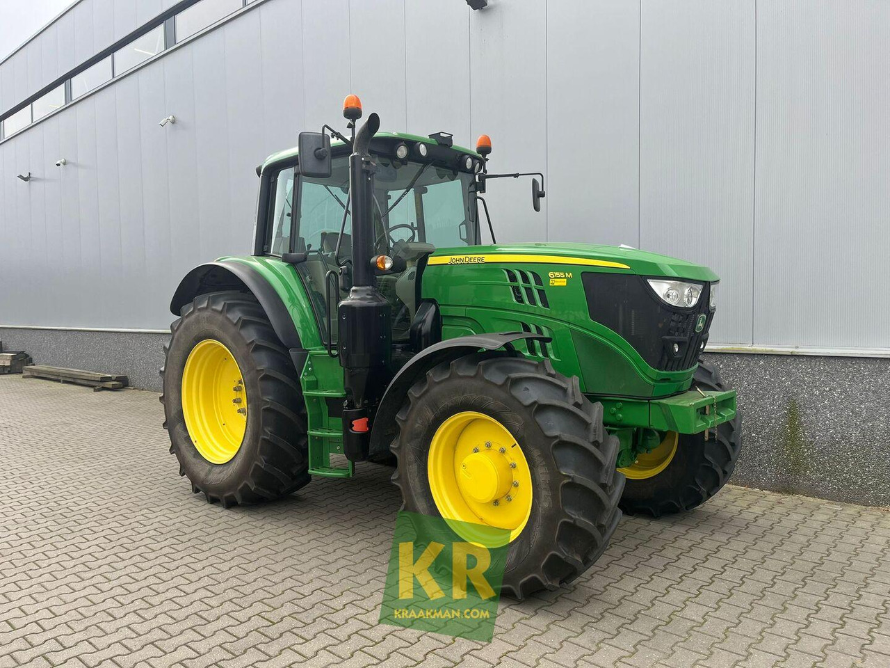 Tractor 6155M John Deere