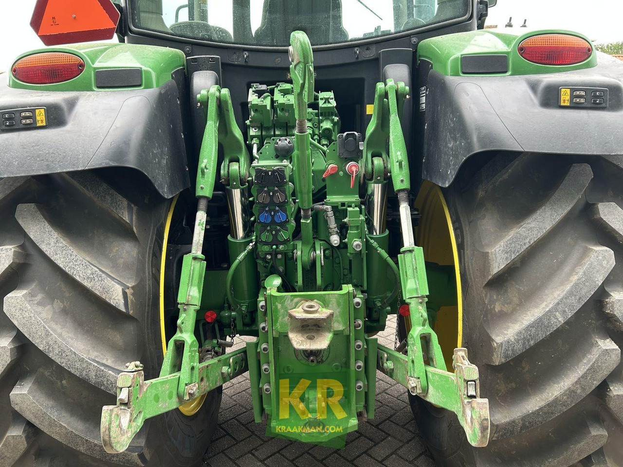 Tractor 6155R John Deere