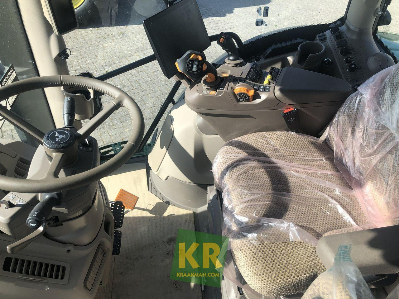 Tractor 6R 110 John Deere