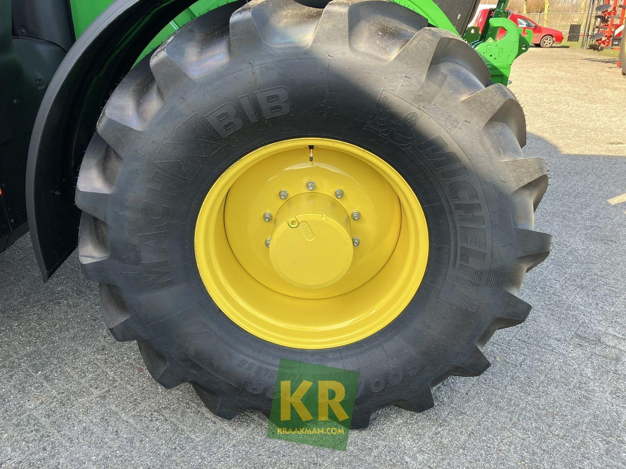 Tractor 6R 175 John Deere