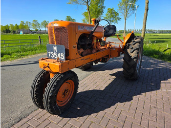 Tractor  Allis Chalmers WC4 Tractor