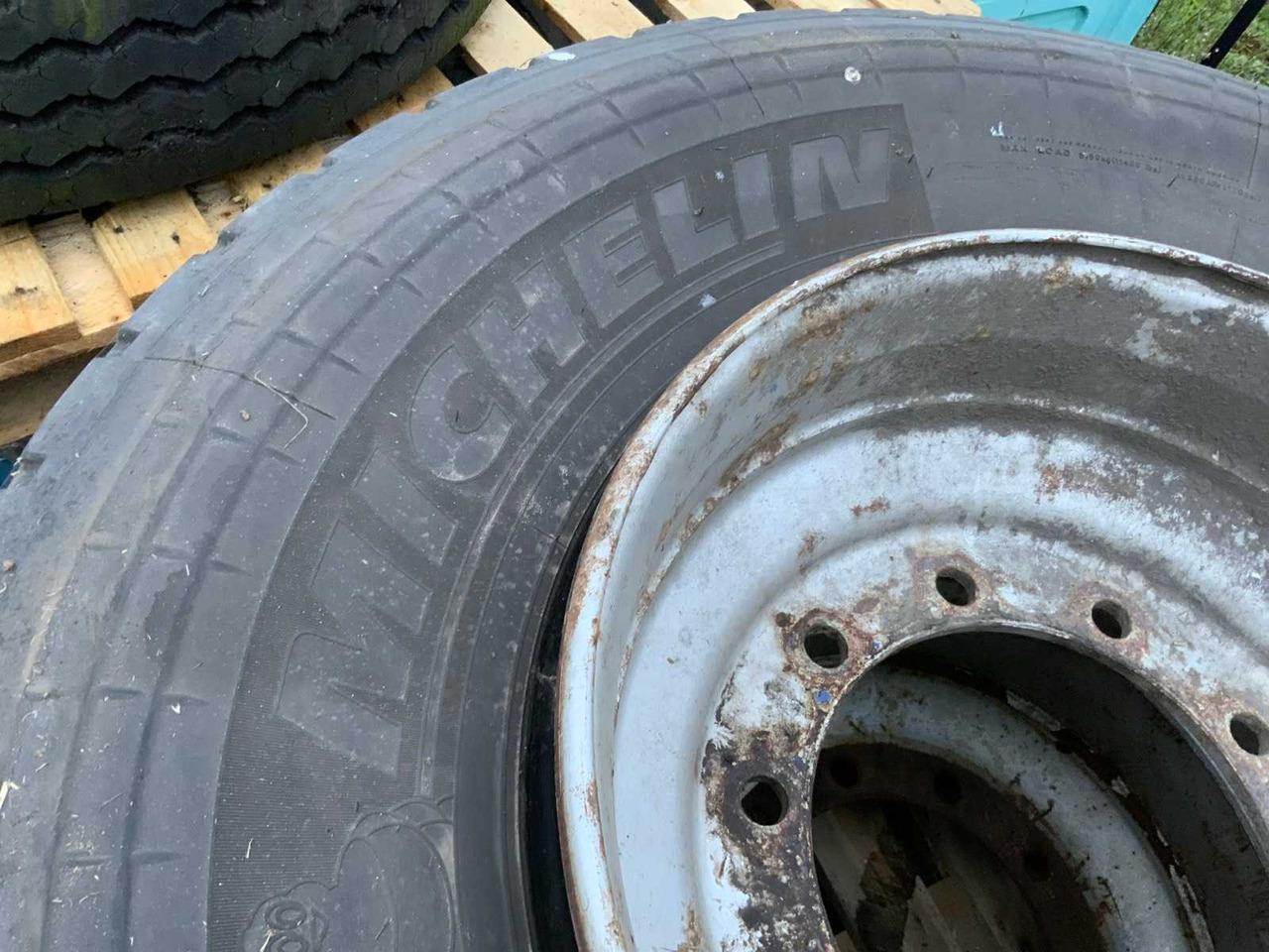 Tractor BATCH (TRUCK) TIRES AND RIMS