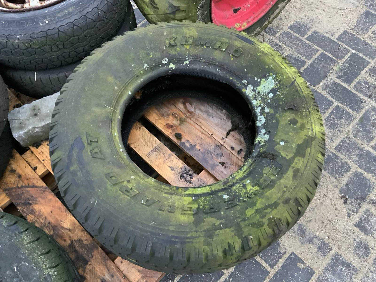 Tractor BATCH (TRUCK) TIRES AND RIMS