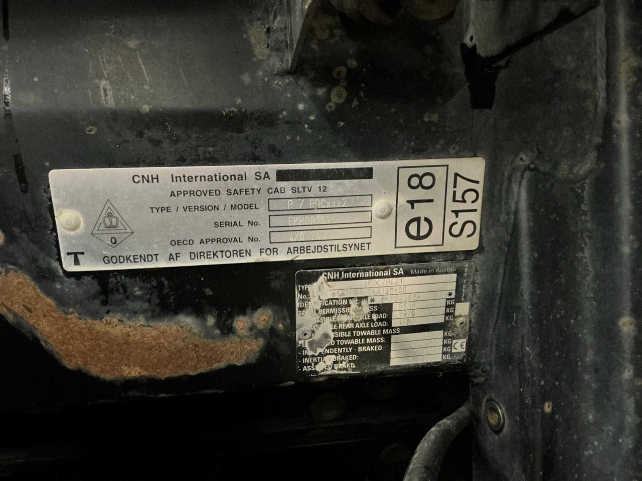 Tractor CASE IH MXU125 ALL-WHEEL DRIVE FARM TRACTOR