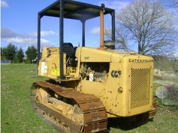 CATERPILLAR D4E SA
 - Tractor