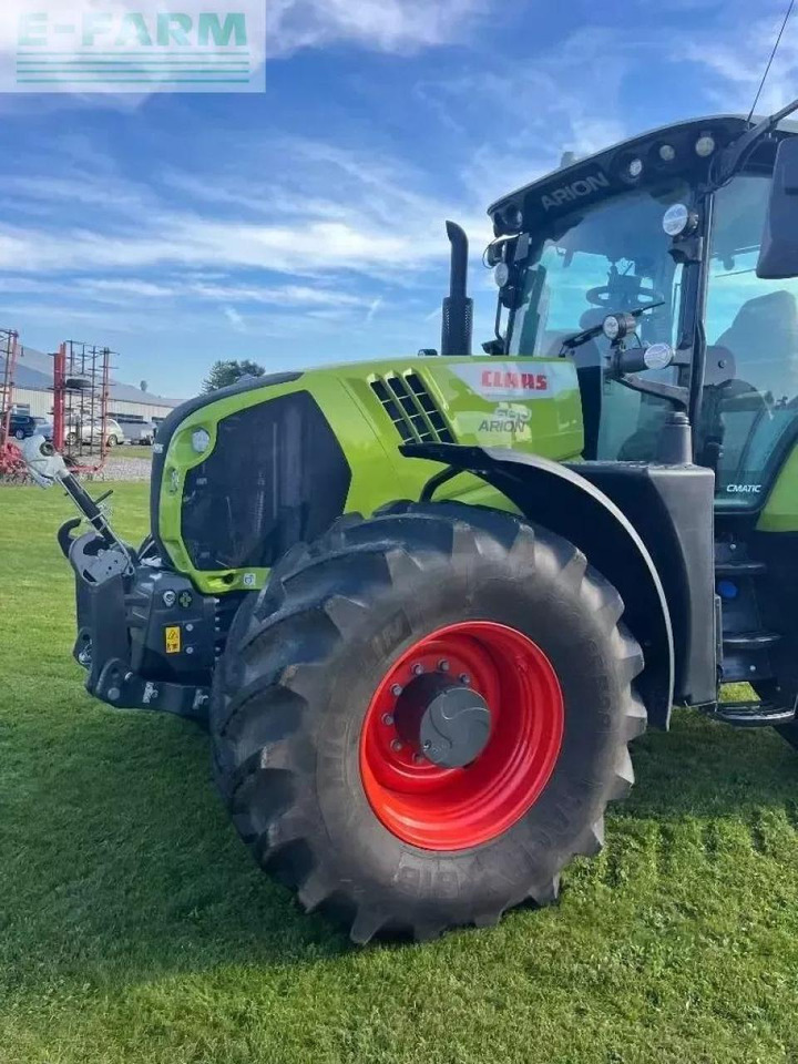 Tractor CLAAS