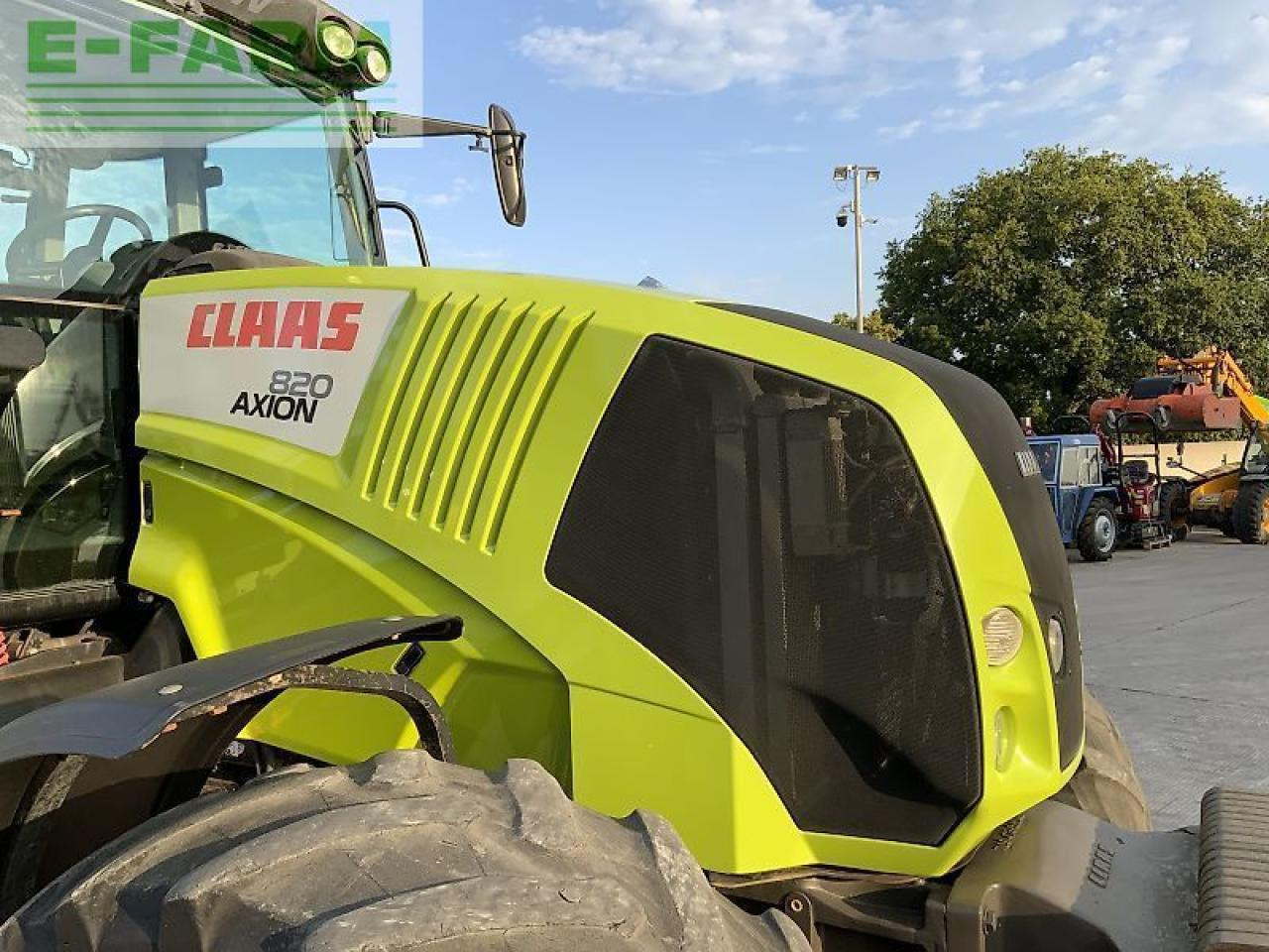 Tractor CLAAS 820 axion tractor (st23326)