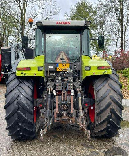 Tractor CLAAS 836 RZ