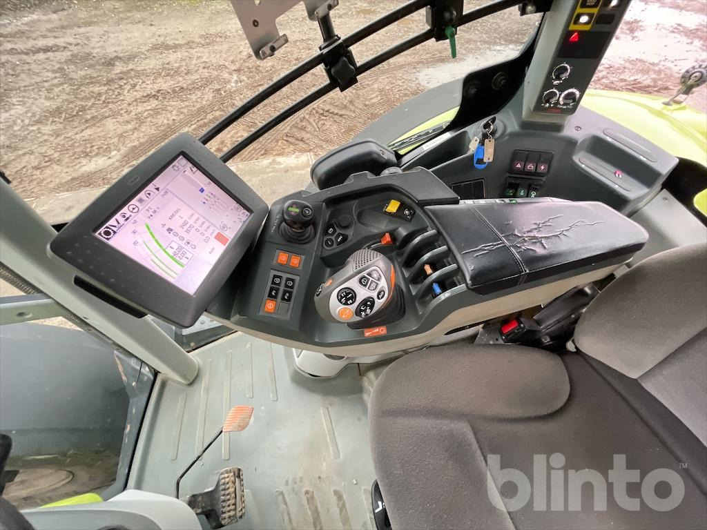 Tractor CLAAS 850 AXION (2015)
