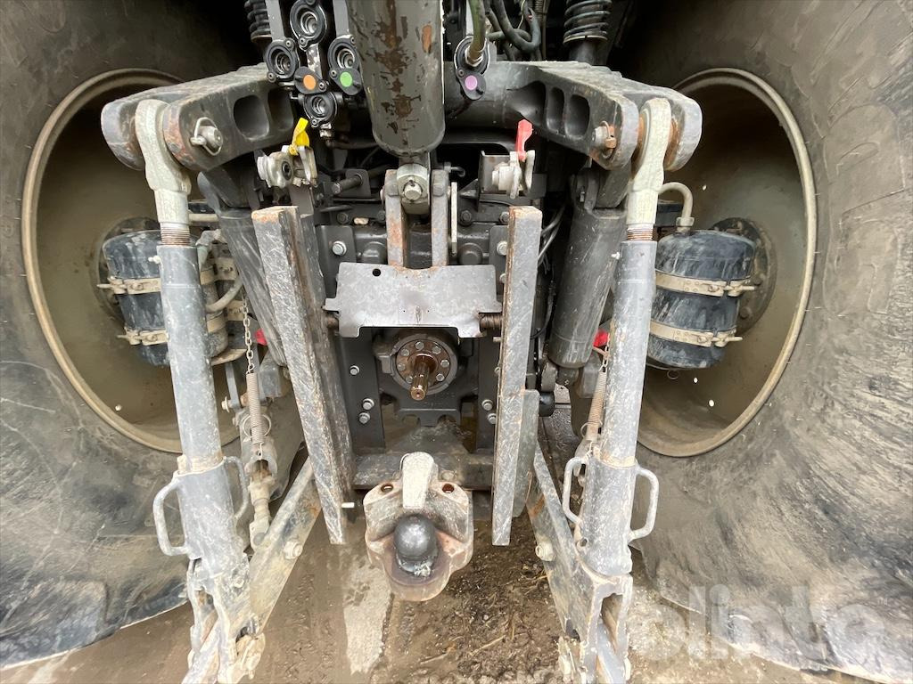 Tractor CLAAS 850 AXION (2015)