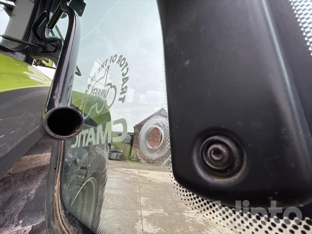 Tractor CLAAS 850 AXION (2015)