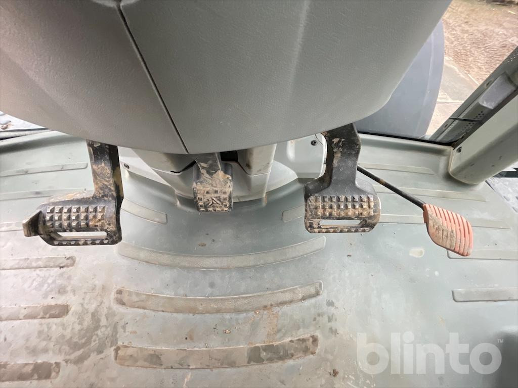 Tractor CLAAS 850 AXION (2015)