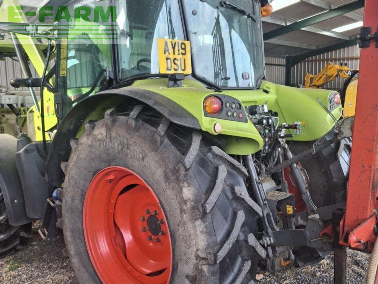 Tractor CLAAS ARION 420