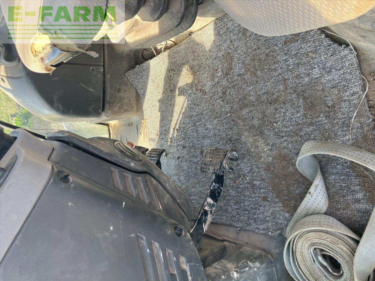 Tractor CLAAS ARION 420 CIS