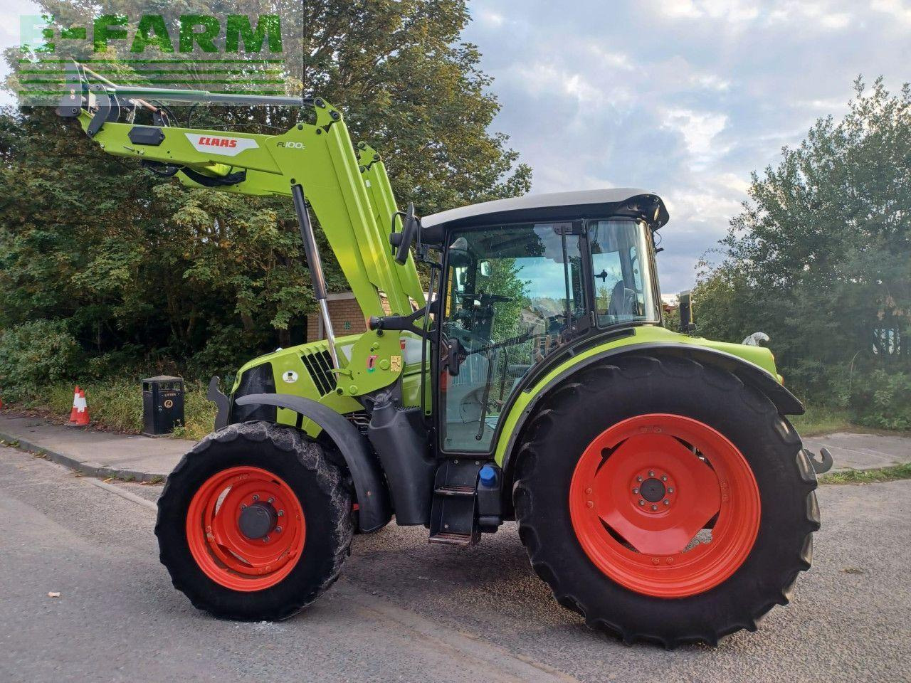 Tractor CLAAS ARION 420 CLASSIC