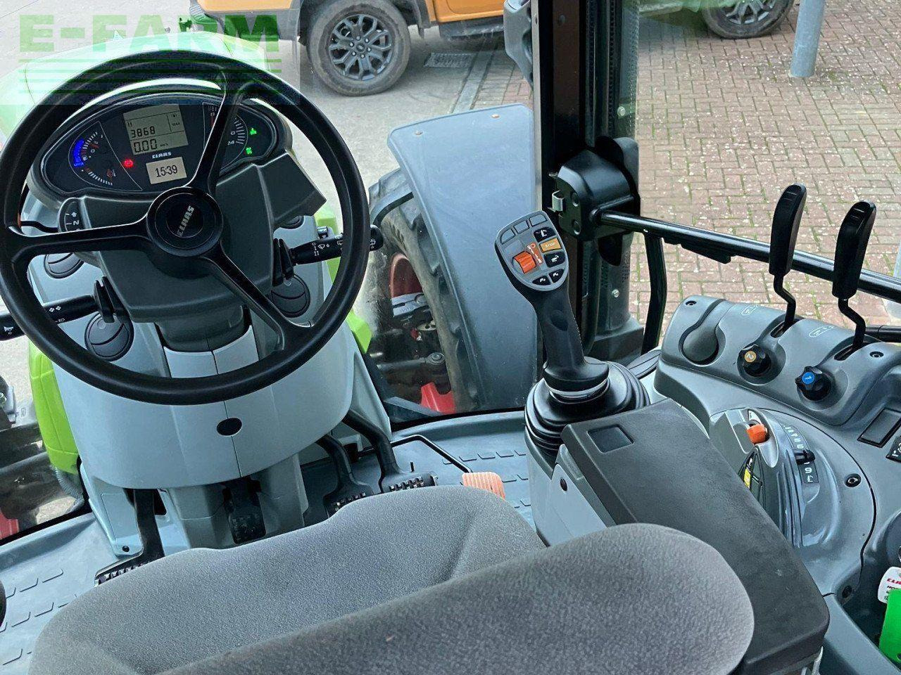 Tractor CLAAS ARION 430