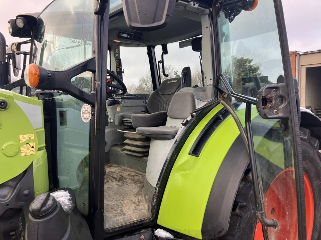 Tractor CLAAS ARION 450
