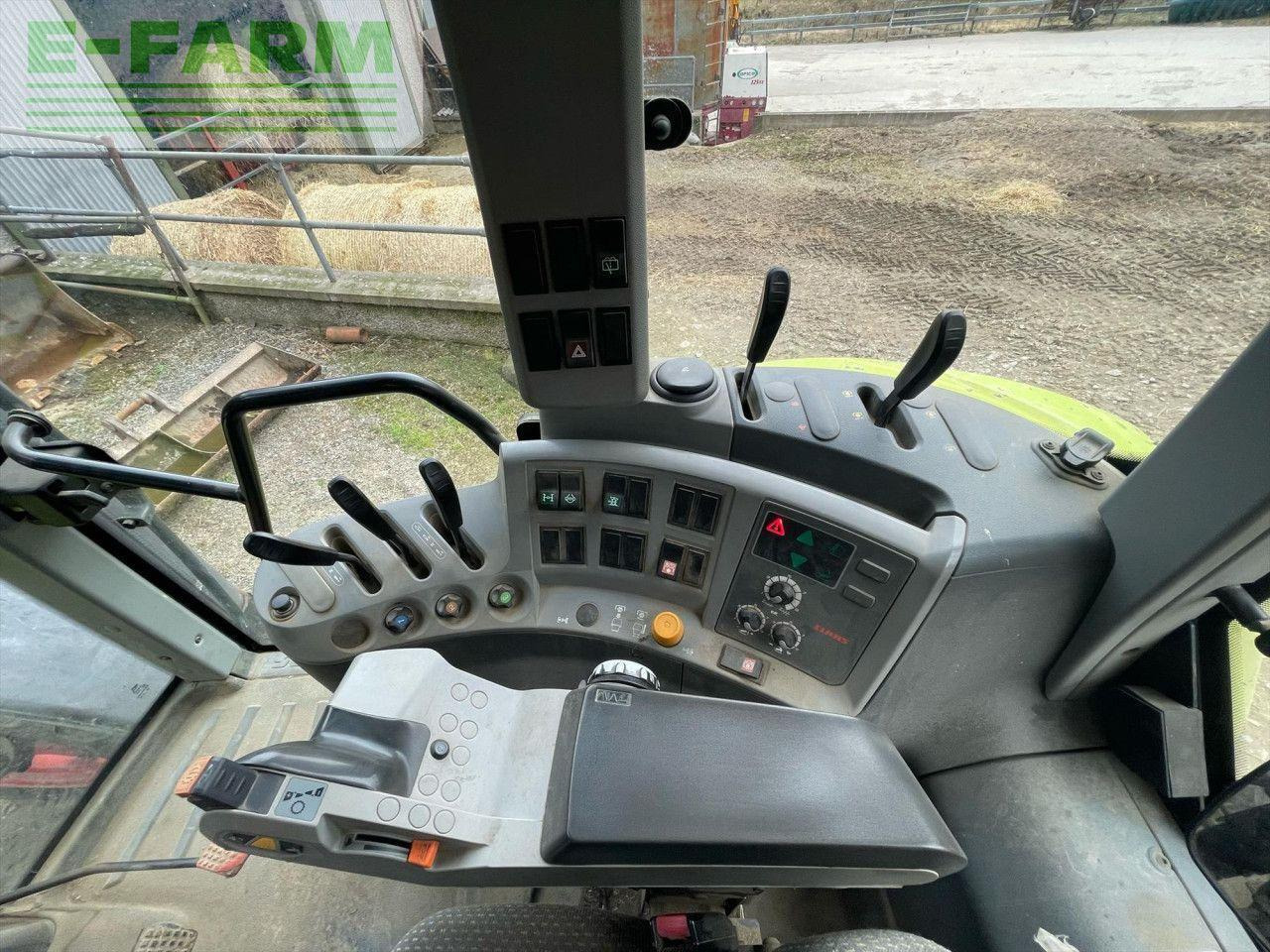 Tractor CLAAS ARION 520