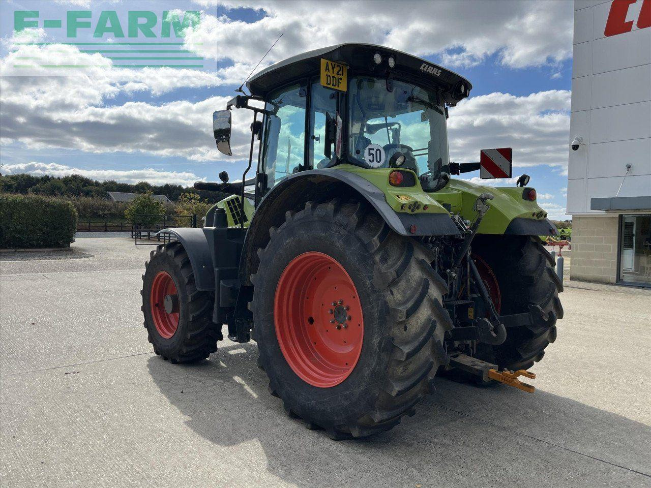 Tractor CLAAS ARION 530