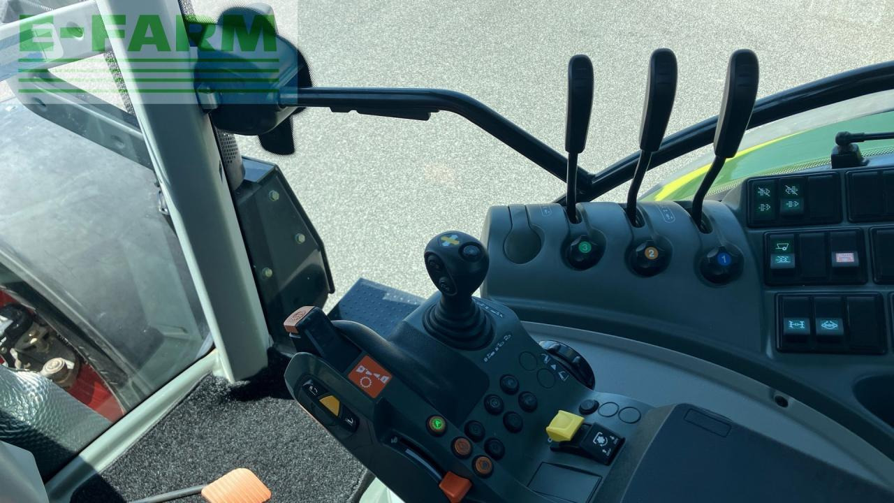 Tractor CLAAS ARION 530