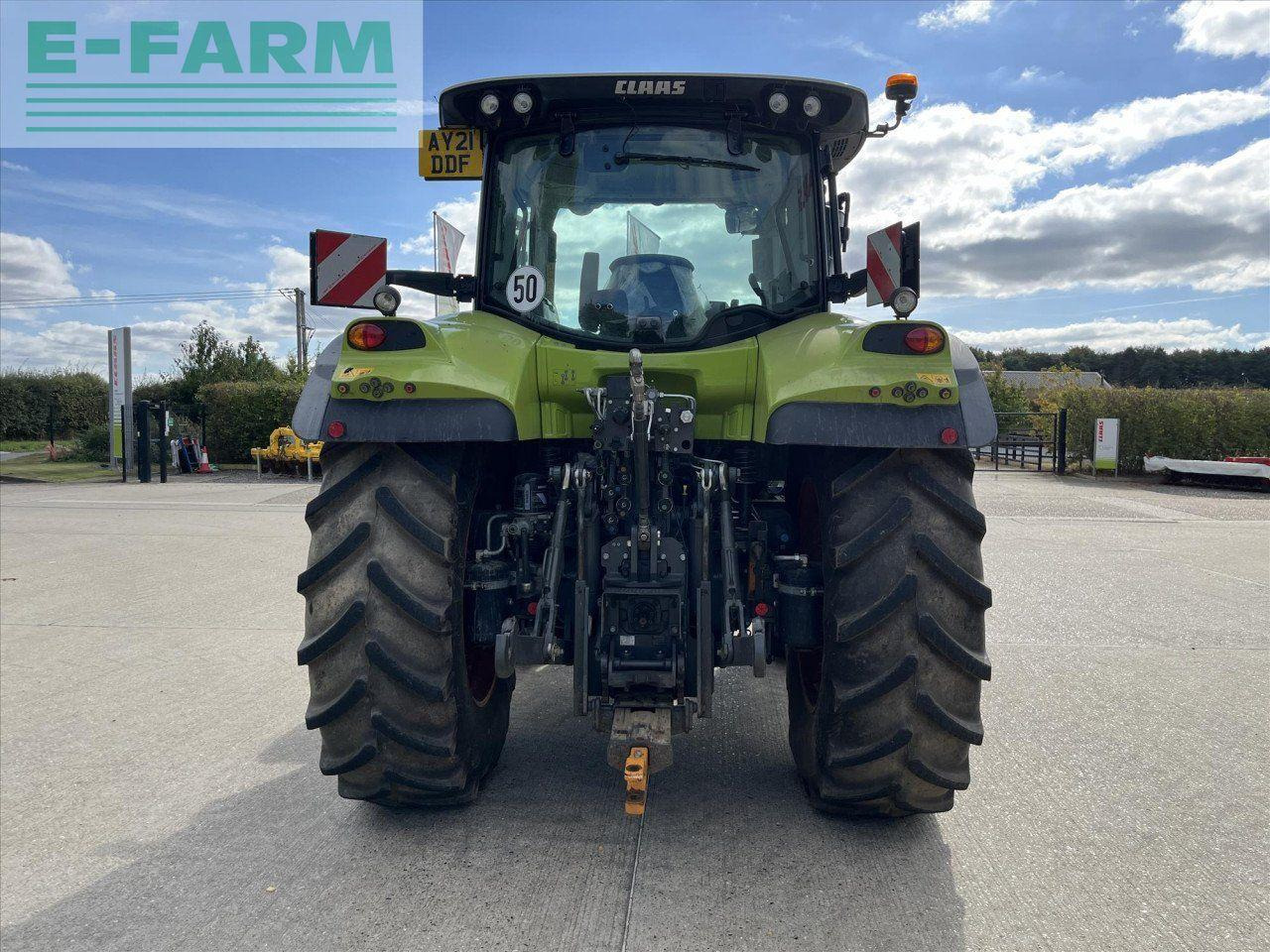 Tractor CLAAS ARION 530
