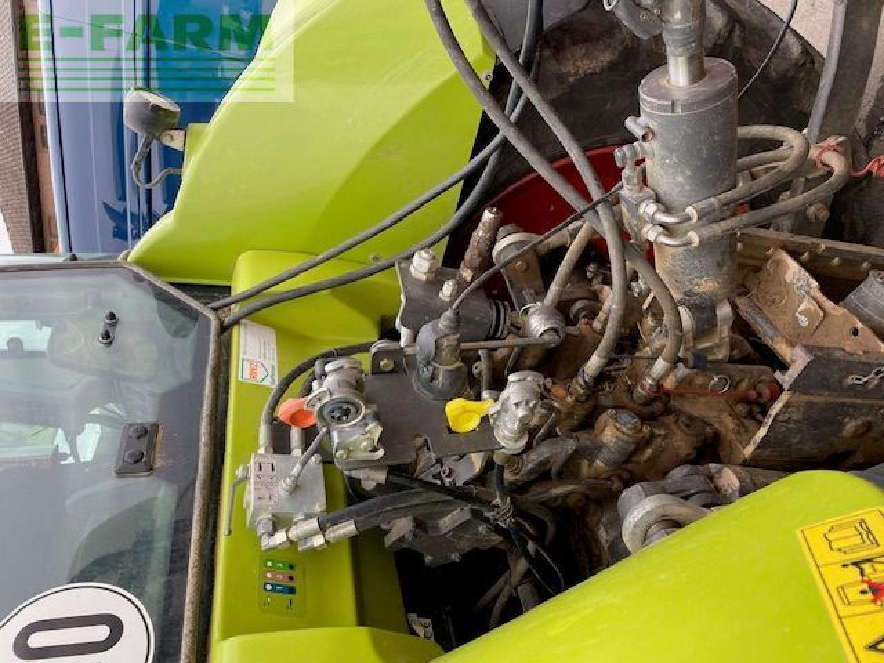 Tractor CLAAS ARION 530 CIS CIS