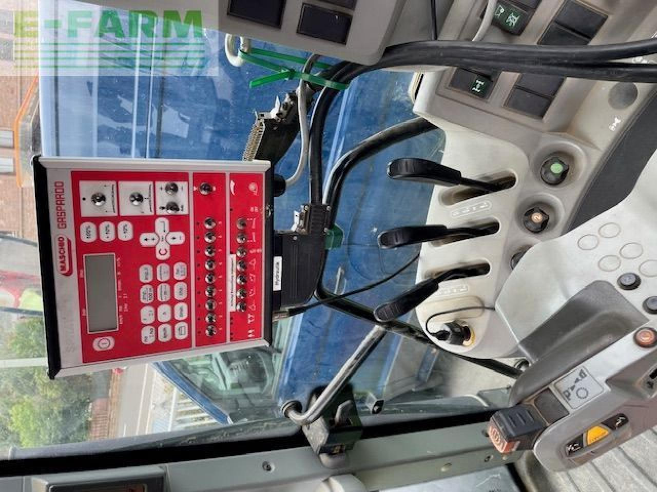 Tractor CLAAS ARION 530 CIS CIS