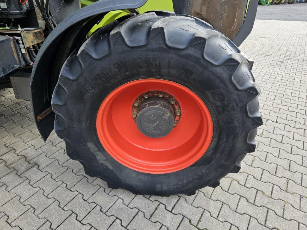Tractor CLAAS ARION 620