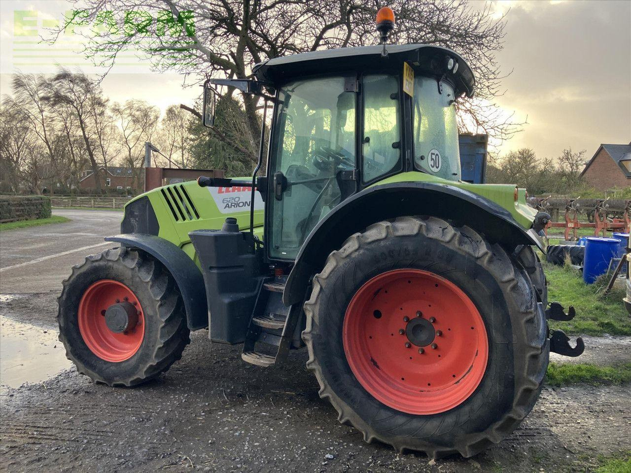 Tractor CLAAS ARION 620