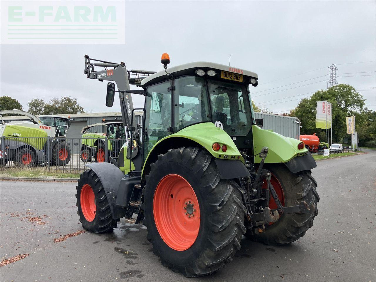 Tractor CLAAS ARION 620 COMFORT