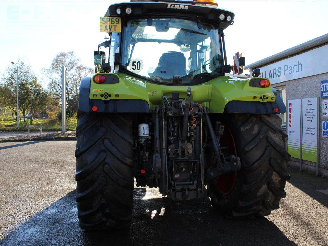 Tractor CLAAS ARION 630