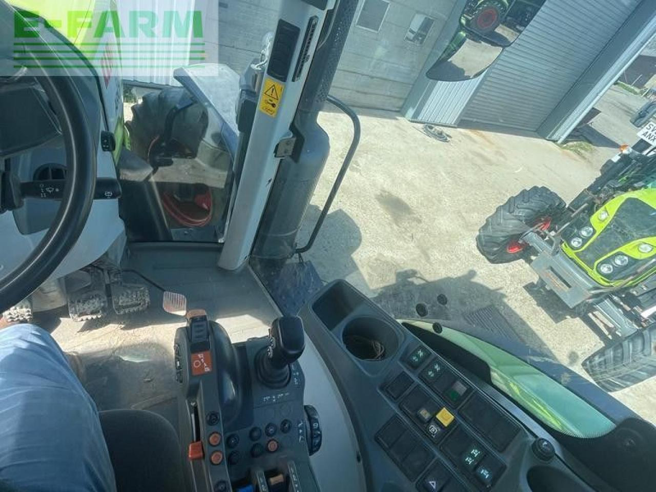Tractor CLAAS ARION 630 CIS CIS