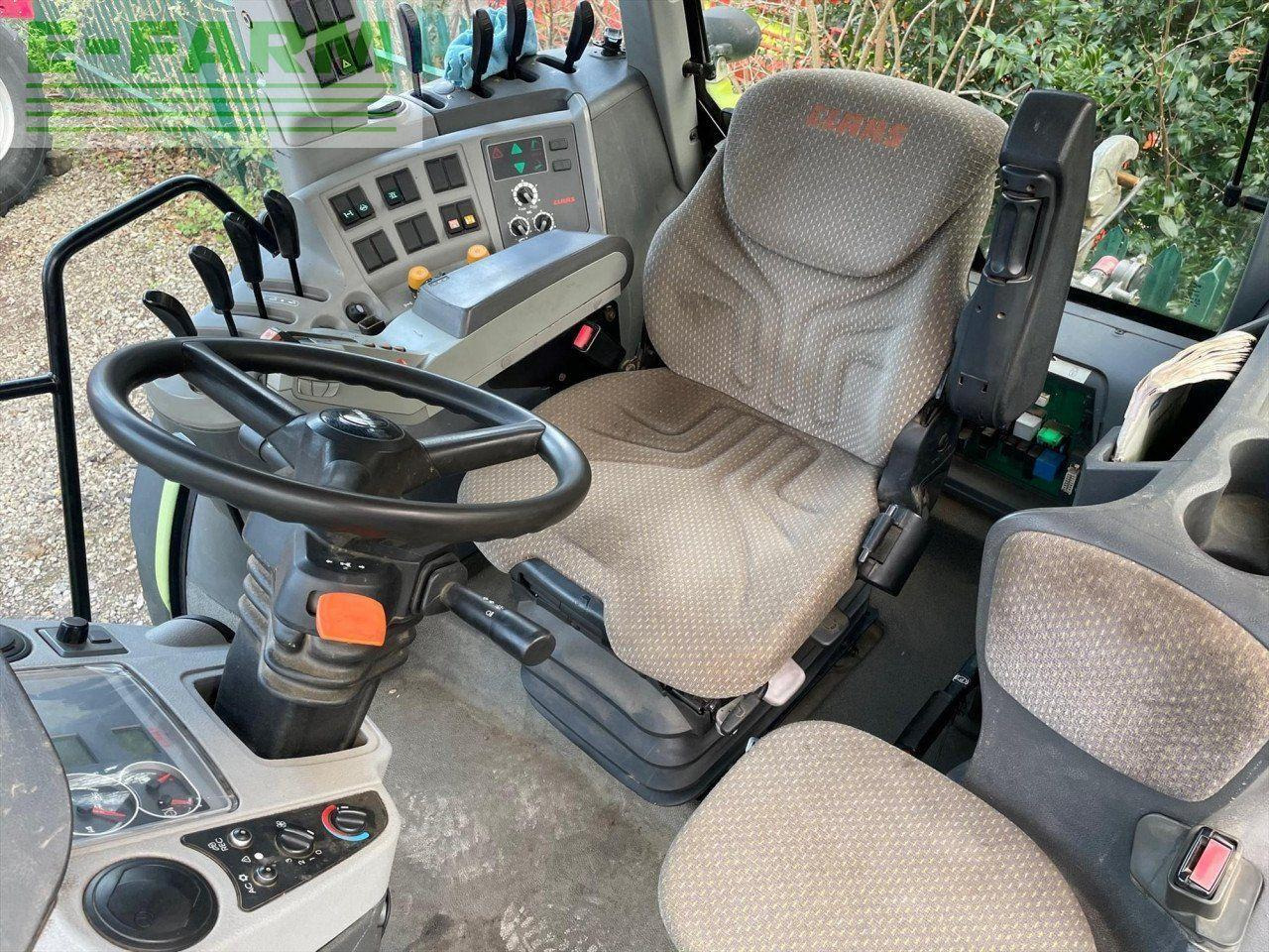 Tractor CLAAS ARION 640