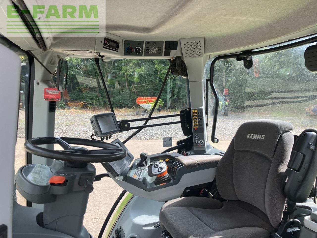 Tractor CLAAS ARION 640 CEBIS