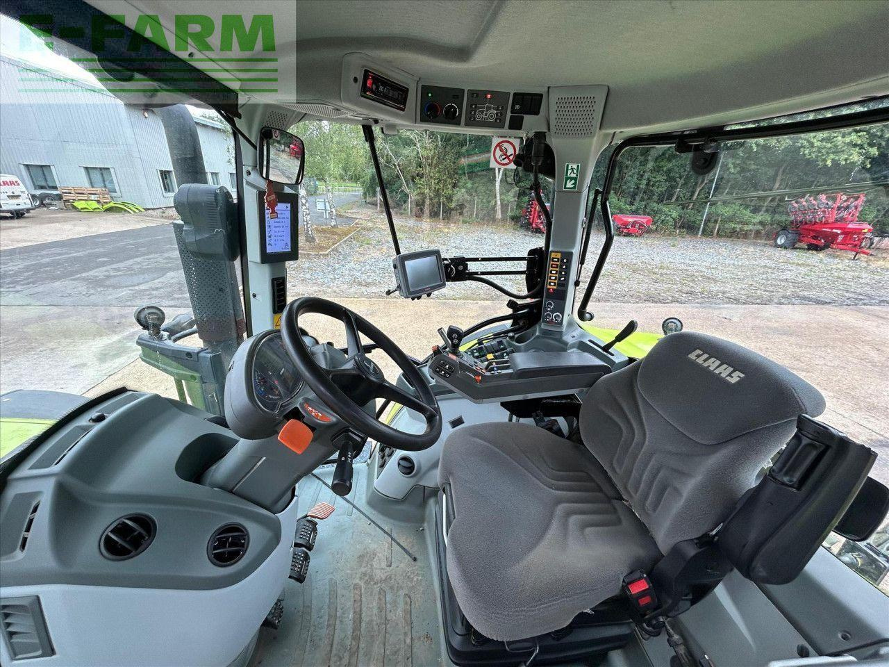 Tractor CLAAS ARION 640 CEBIS CEBIS
