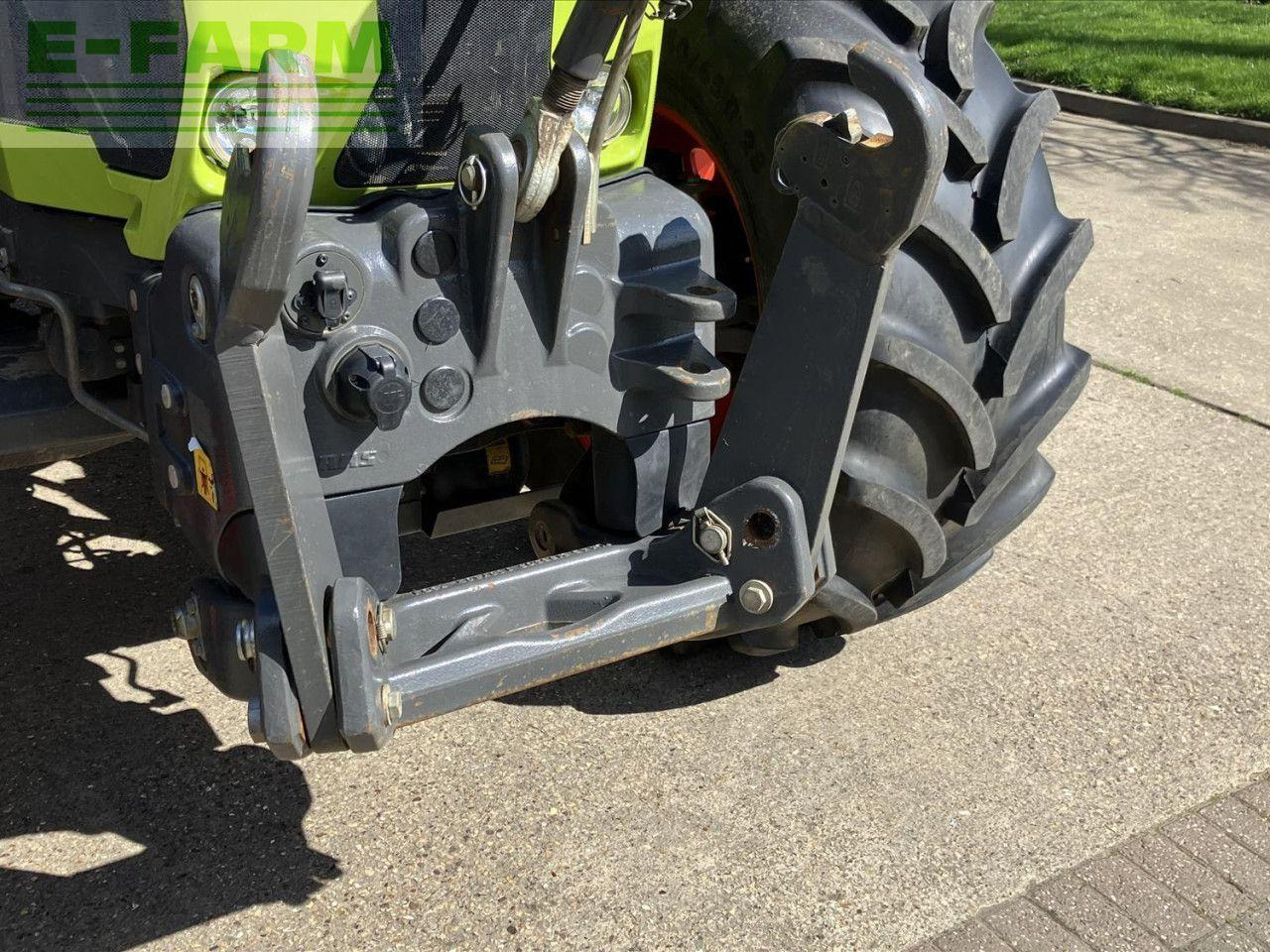Tractor CLAAS ARION 650