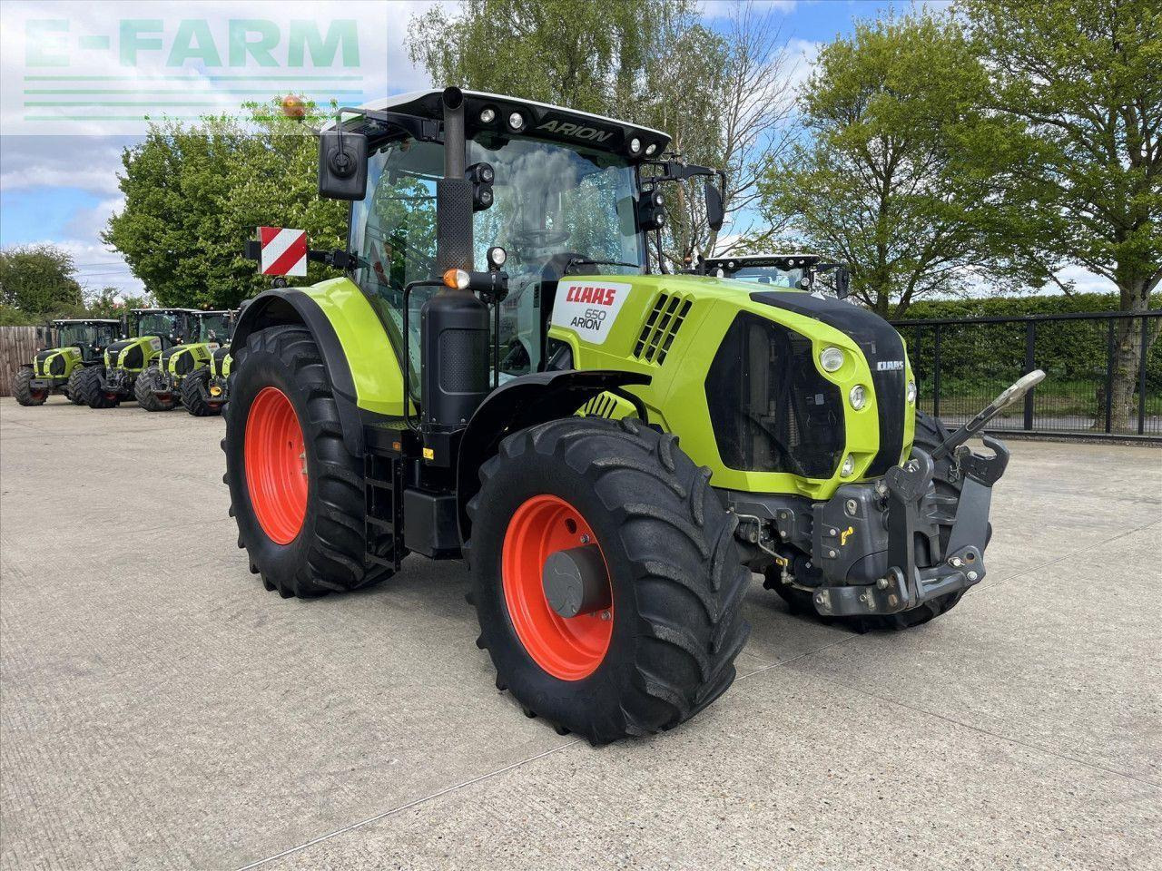 Tractor CLAAS ARION 650