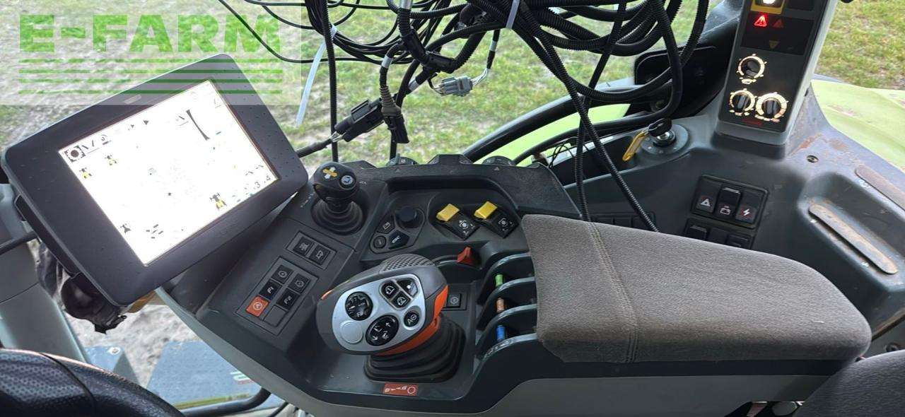 Tractor CLAAS ARION 650