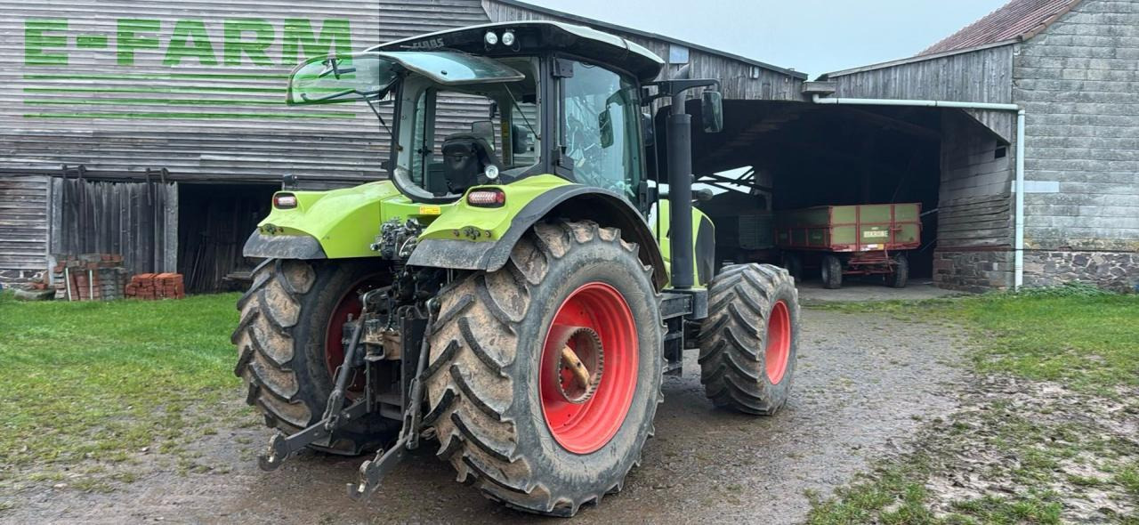 Tractor CLAAS ARION 650