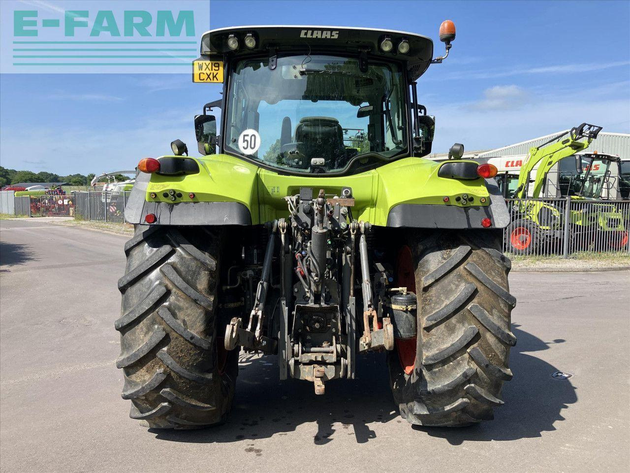 Tractor CLAAS ARION 650 CIS CIS