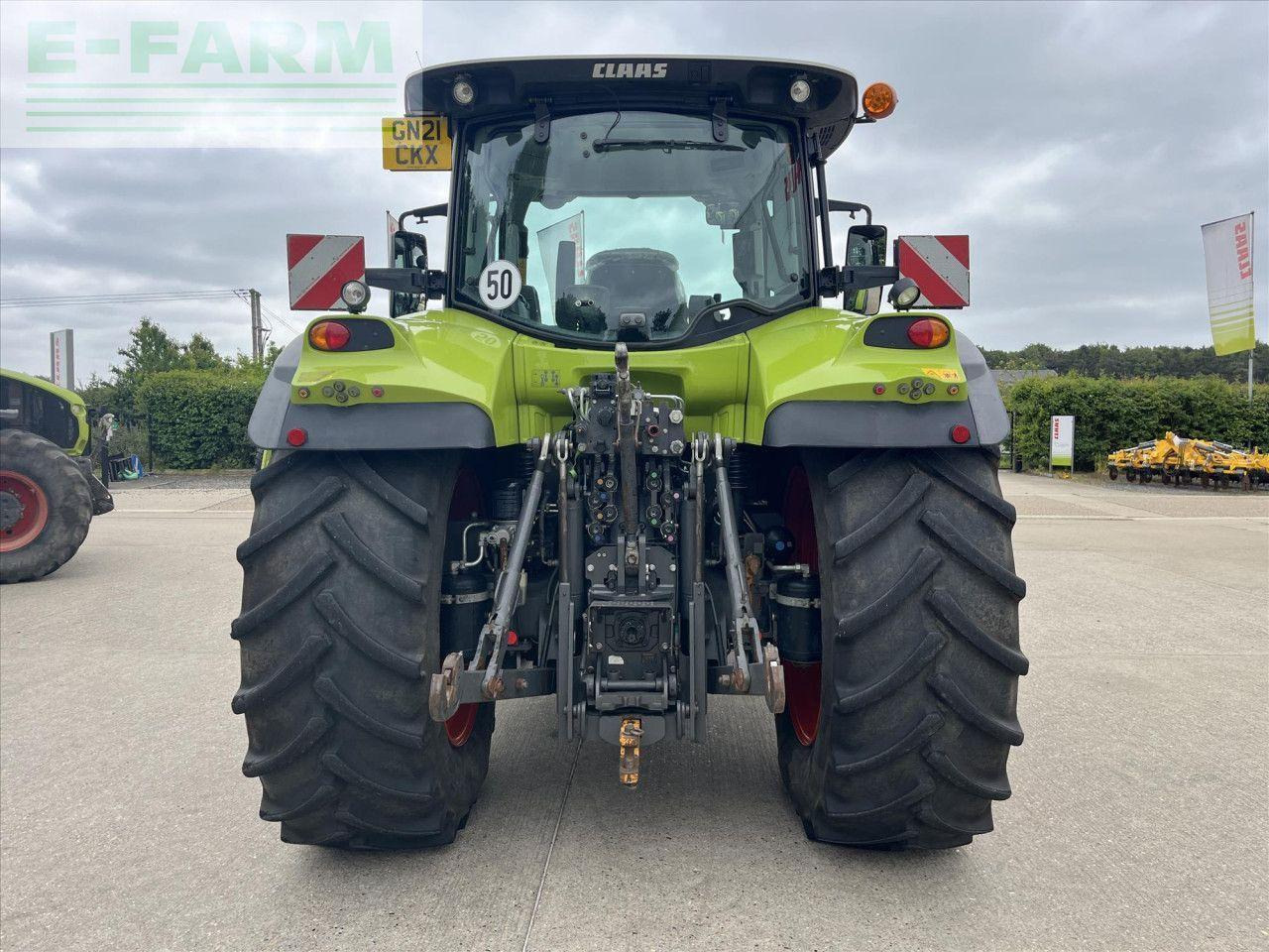 Tractor CLAAS ARION 660