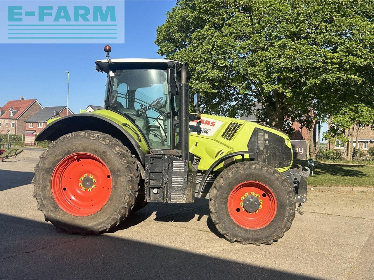 Tractor CLAAS AXION 800