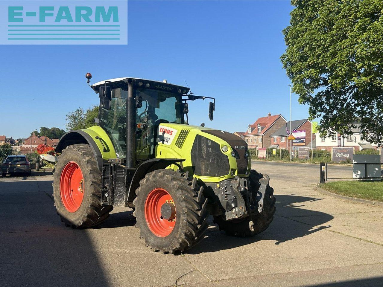 Tractor CLAAS AXION 800