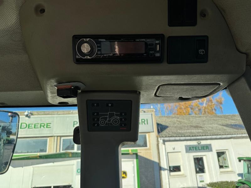 Tractor CLAAS AXION 810 CMATIC