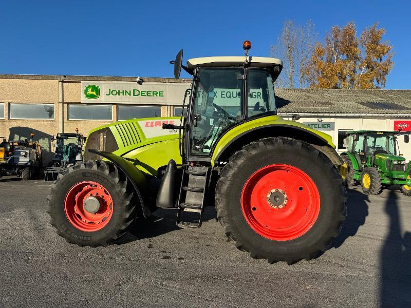 Tractor CLAAS AXION 810 CMATIC