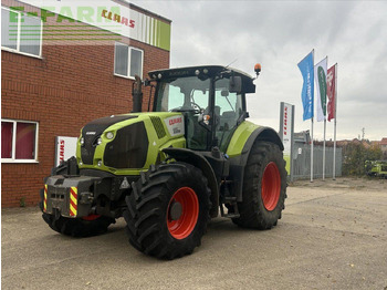 Tractor CLAAS AXION 830