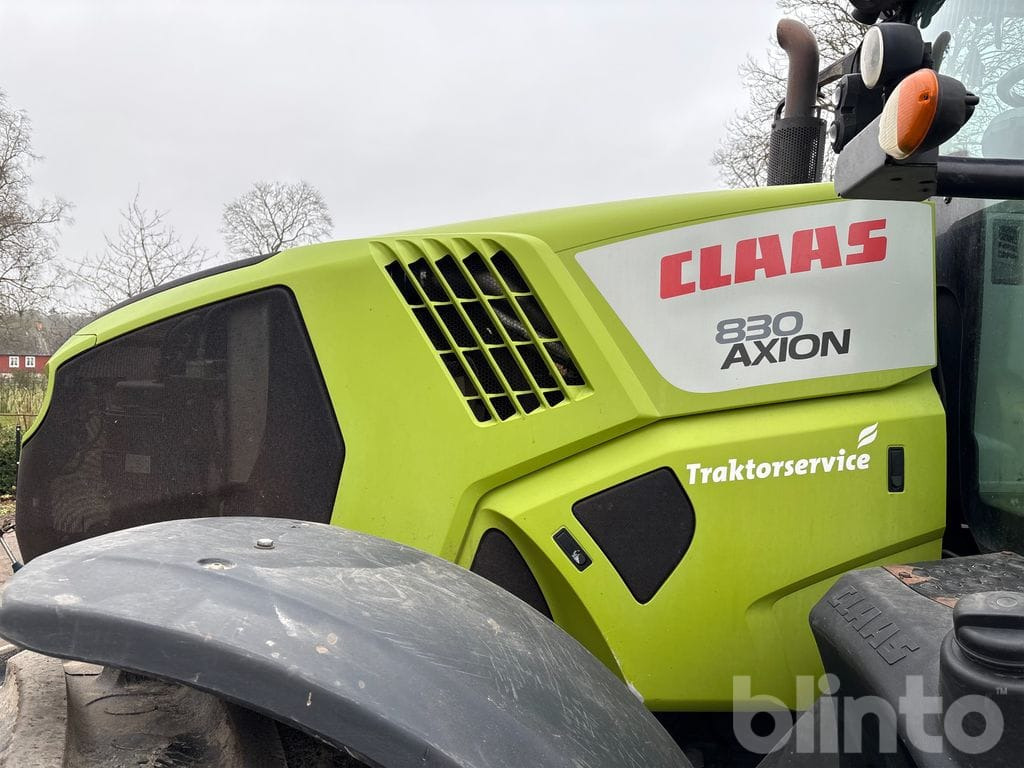 Tractor CLAAS AXION 830